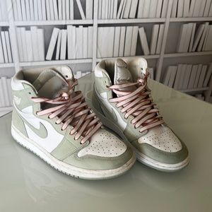 Seafoam Nike Air Jordan Retro Size 8
